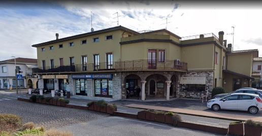 Foto Ufficio in via Brescia 9, Sirmione Centro di 257 m² in vendita