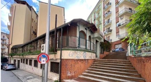 Foto Locale commerciale in Via Gerolamo de Rada, Cosenza Acquedotto