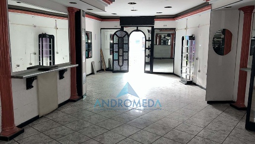 Foto Locale commerciale a Casandrino di 60 m² con 2 locali in affitto