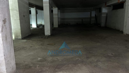 Foto Locale commerciale a Marano di Napoli Centro di 350 m² con 1 locali