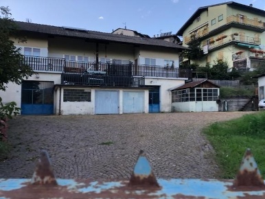 Foto Attività commerciale a Baselga di Pinè Montagnaga di 215 m² in vendita