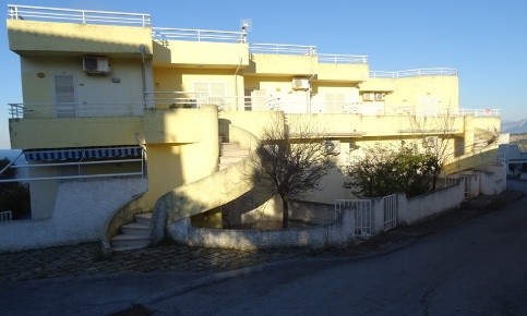 Foto Hotel a San Nicola Arcella di 881 m² con 30 locali in vendita