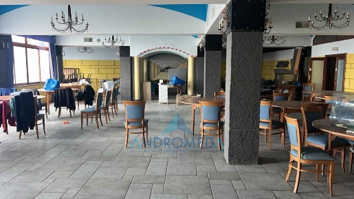 Foto Hotel a Ercolano Centro di 3735 m² con 8 locali in vendita