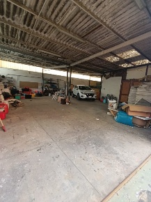 Foto Magazzino a Elmas di 227 m² in vendita