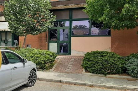 Foto Locale commerciale in Via della Ninfa, Perugia di 771 m² con 6 locali