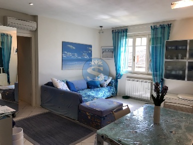 Foto Appartamento a Pietrasanta di 80 m² con 2 locali in affitto