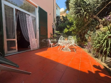 Foto Appartamento in Lungomare di Pegli 65, Genova Pegli di 201 m²