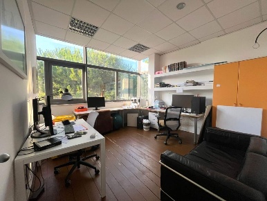 Foto Ufficio in VIA ISCHIA I 159, Grottammare Centro di 87 m² con 4 locali
