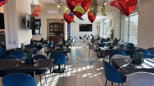 Foto Attività commerciale a Sant'Antimo di 210 m² con 3 locali in vendita