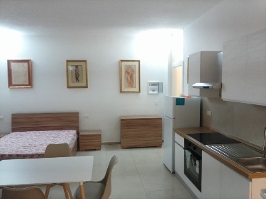 Foto Magazzino in VIA XX SETTEMBRE, Viareggio Centro di 30 m² con 1 locali
