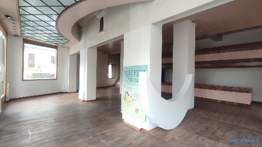 Foto Locale commerciale a Cattolica di 292 m² con 2 locali in vendita