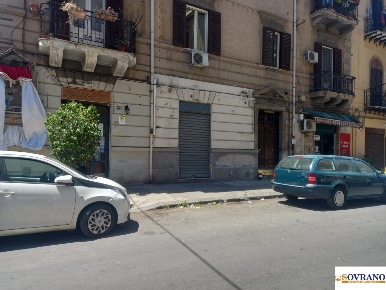Foto Locale commerciale a Palermo Zisa di 17 m² con 1 locali in vendita