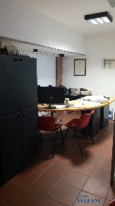 Foto Locale commerciale a Carpi di 65 m² con 2 locali in affitto