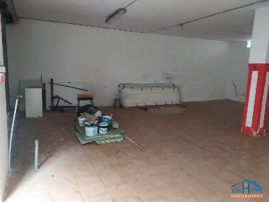Foto Locale commerciale in VIA TOMA, Bari San Pasquale di 119 m² in vendita