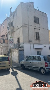 Foto Casa indipendente in Via Roni, Adelfia di 50 m² con 2 locali