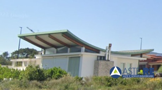 Foto Casa indipendente in Via del Palissandro, Olbia di 390 m² in vendita