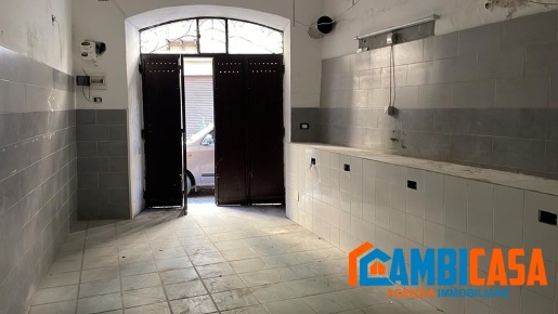 Foto Magazzino in Via Cassari, Palermo Castellammare di 25 m² con 1 locali