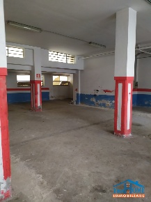 Foto Locale commerciale in via toma, Bari San Pasquale di 225 m² in vendita