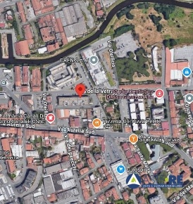 Foto Locale commerciale in Via della Vetraia, Viareggio Bicchio - Varignano