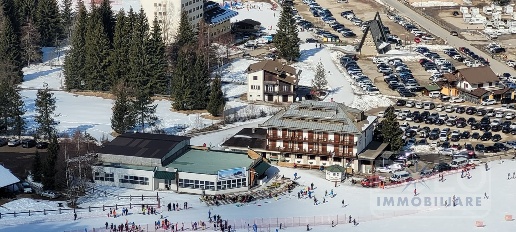 Foto Hotel a Folgaria di 1300 m² con 40 locali in vendita