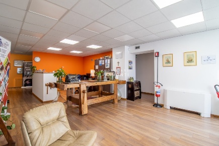 Foto Ufficio in Corso Promessi Sposi, Lecco Caleotto di 650 m² in vendita