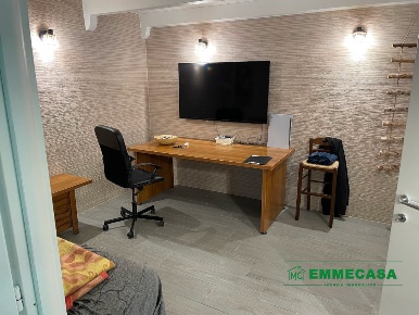 Foto Magazzino a Valenzano di 60 m² con 1 locali in vendita