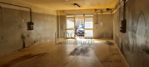 Foto Locale commerciale a Alcamo Centro di 160 m² con 3 locali in affitto