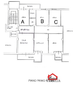 Foto Ufficio a Massa di 110 m² con 6 locali in affitto