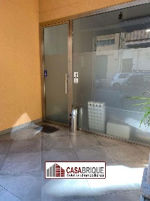 Foto Locale commerciale in Via Cesare Abba, Bagheria Centro di 100 m²