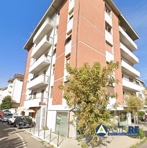 Foto Locale commerciale in Via XXIV Maggio, Pisa Porta a Lucca di 78 m²