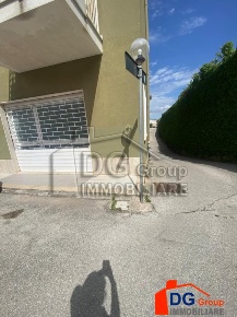 Foto Magazzino in VIA MARIA RIPOSO, Alcamo Centro di 150 m² con 2 locali