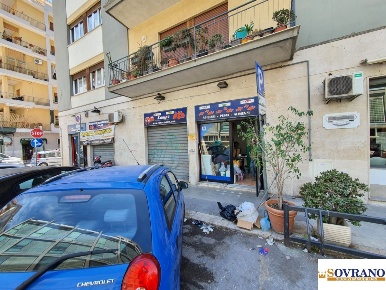 Foto Locale commerciale a Palermo Libertà - Villabianca di 45 m² in affitto
