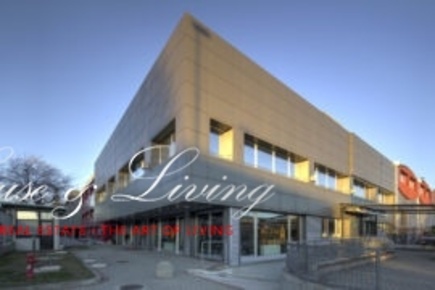 Foto Ufficio a Rivoli Maiasco di 581 m² con 14 locali in affitto