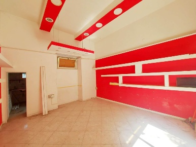 Foto Locale commerciale in Via Amendola, Afragola di 30 m² con 1 locali