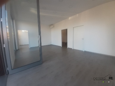 Foto Locale commerciale a Montesilvano Santa Filomena di 120 m² in affitto