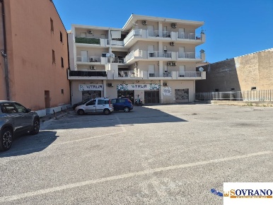 Foto Locale commerciale a Carini Milioti di 1000 m² con 1 locali in vendita