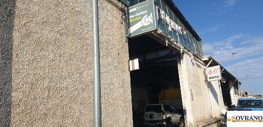 Foto Locale commerciale in Viale Regione Siciliana, Palermo di 665 m²