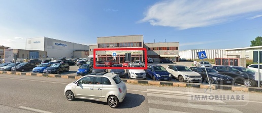 Foto Locale commerciale in VIALE DEL LAVORO, Rovigo Borsea, Santa Rita