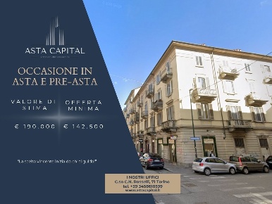 Foto Appartamento in Via Fréjus, Torino Cenisia di 128 m² con 6 locali