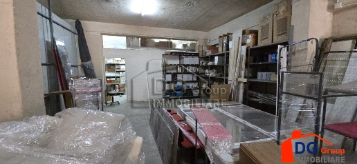 Foto Magazzino in VIALE ITALIA, Alcamo Centro di 370 m² con 2 locali