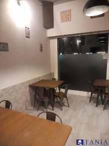 Foto Attività commerciale in VIALE XX SETTEMBRE, Carrara Centro di 100 m²