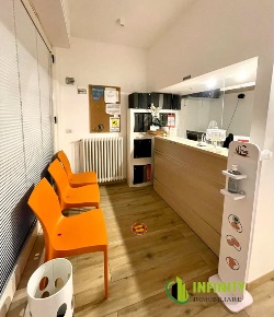 Foto Ufficio in via taranto, Matera Centro di 80 m² con 5 locali in vendita