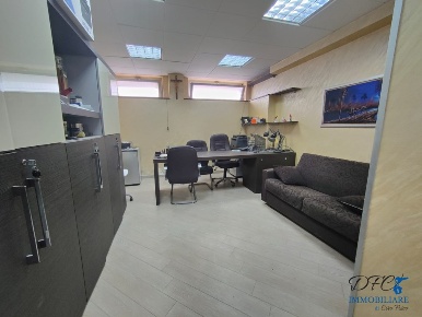 Foto Ufficio a Caivano Centro di 25 m² con 2 locali in vendita