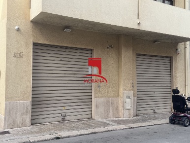 Foto Locale commerciale in Via dell' Uva, Trapani Centro di 70 m²