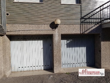 Foto Magazzino in Via dello Stadio, Magenta Centro di 14 m² con 1 locali