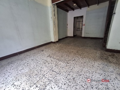 Foto Magazzino a Messina Garibaldi di 40 m² con 1 locali in affitto