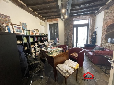 Foto Ufficio a Massa di 40 m² con 2 locali in affitto