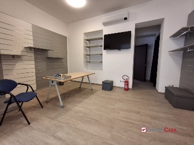 Foto Locale commerciale in VIA MARCO POLO, Messina Minissale di 67 m²