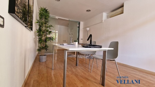 Foto Locale commerciale a Carpi di 30 m² con 1 locali in affitto