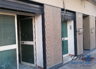 Foto Locale commerciale a Afragola di 50 m² con 2 locali in affitto